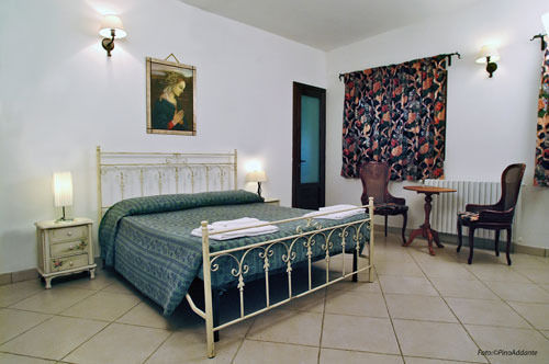 Hotel Masseria L'Ovile Montalbano Exteriér fotografie